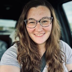 Meet your Posher, Julie